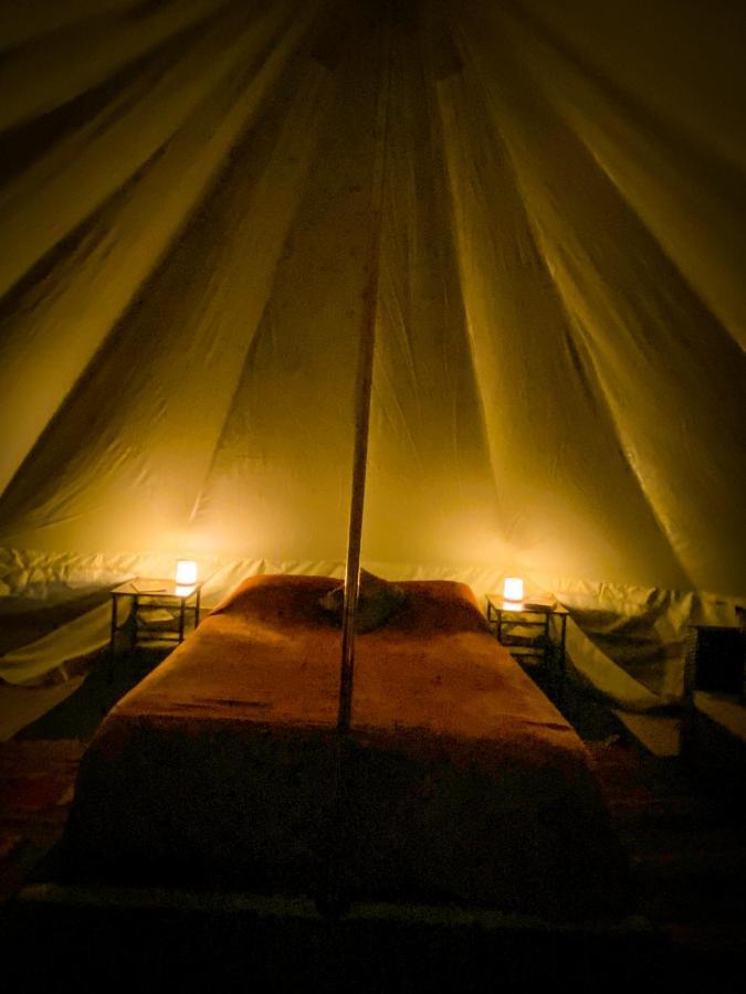 Glamping In The Redwoods With A Hot Tub! Hotel Garberville Buitenkant foto