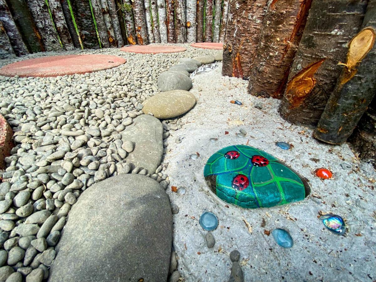 Glamping In The Redwoods With A Hot Tub! Hotel Garberville Buitenkant foto